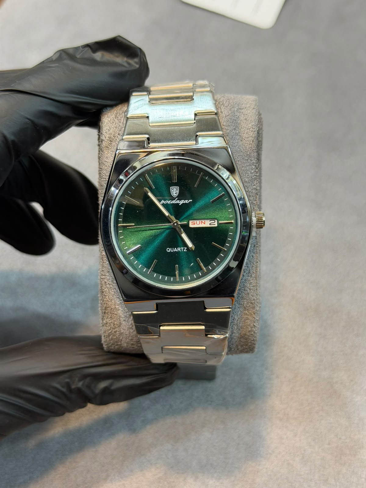Poedagar Royal Emerald Day-Date | Steel Quartz Watch | Watch Times