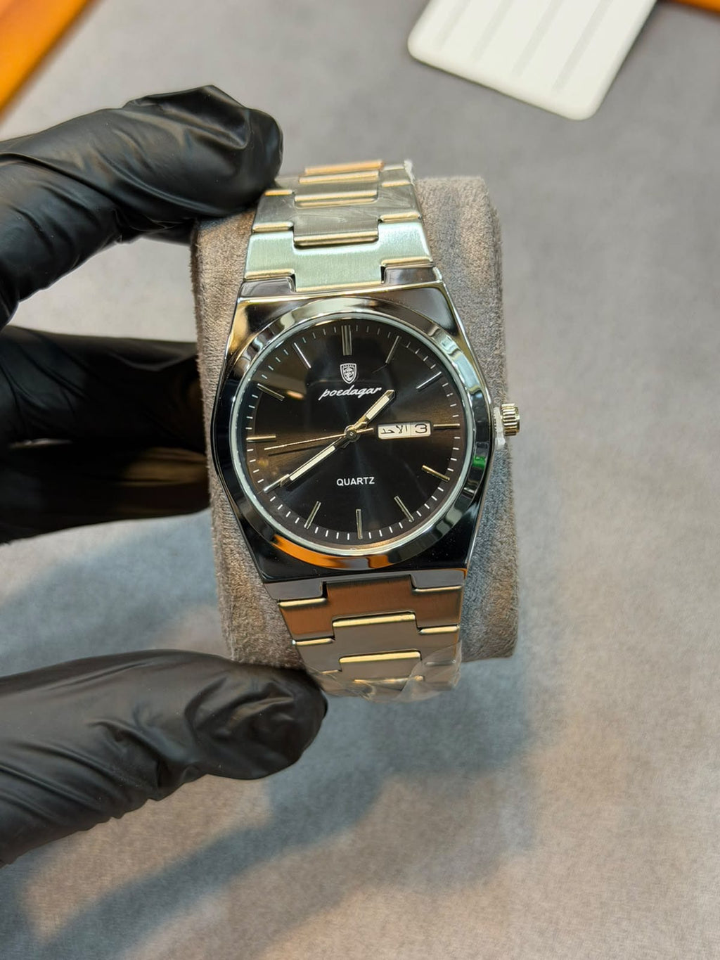 Poedagar Royal Emerald Day-Date | Steel Quartz Watch | Watch Times